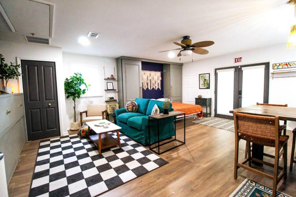 The Mini Moody - Luxurious Home Recently Renovated Close To Beach & Downtown เซนต์ออกัสติน ภายนอก รูปภาพ