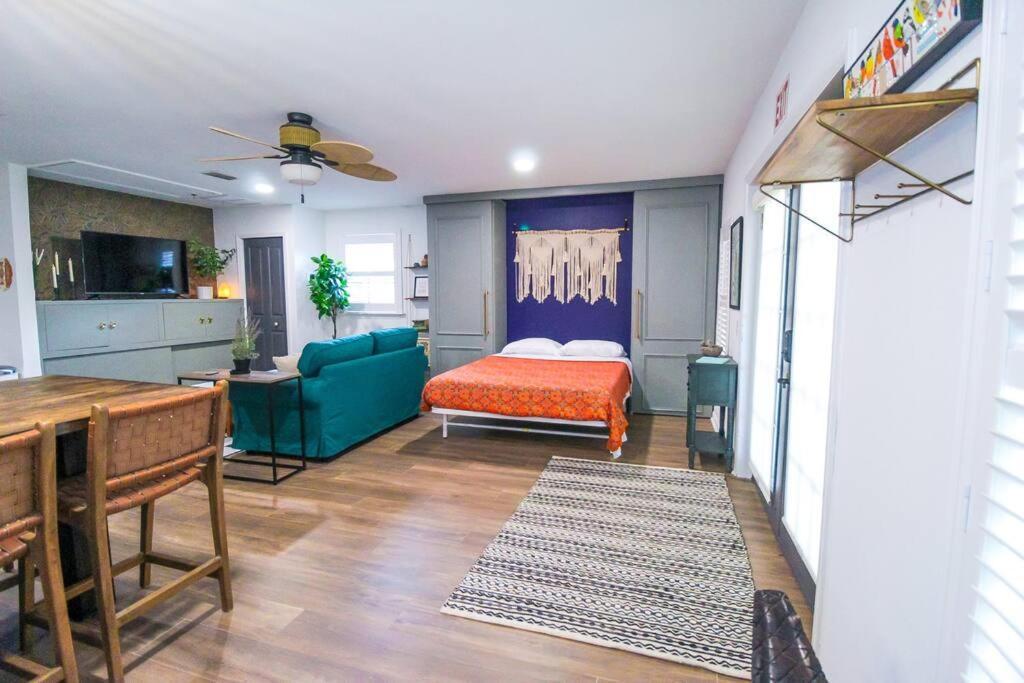 The Mini Moody - Luxurious Home Recently Renovated Close To Beach & Downtown เซนต์ออกัสติน ภายนอก รูปภาพ